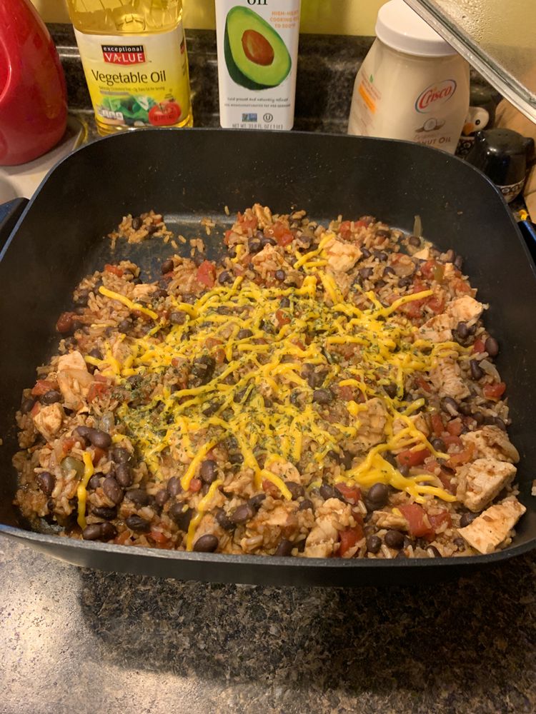 CHICKEN BURRITO SKILLET