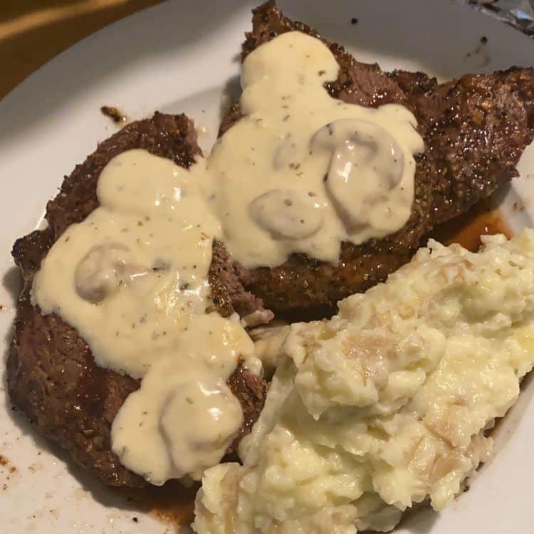 STEAK WITH GARLIC PARMESAN CREAM SAUCE