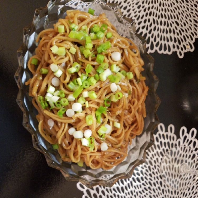 15 Minute Garlic Fried Noodles