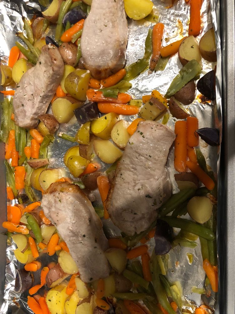 Easy Pork Chop Sheet Pan Dinner