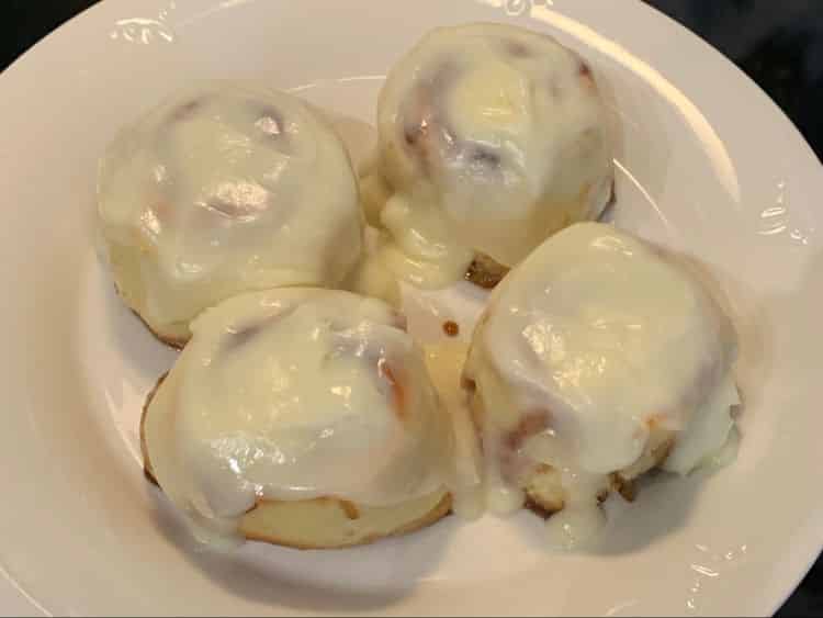 Easy Small-batch Cinnamon Rolls