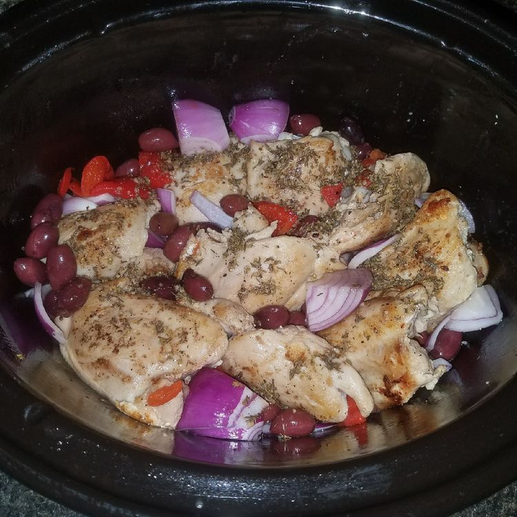 Slow Cooker Greek Chicken