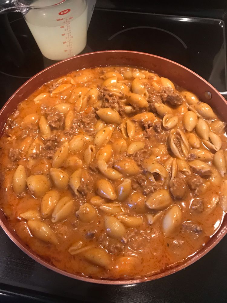 CREAMY BEEF AND SHELLS