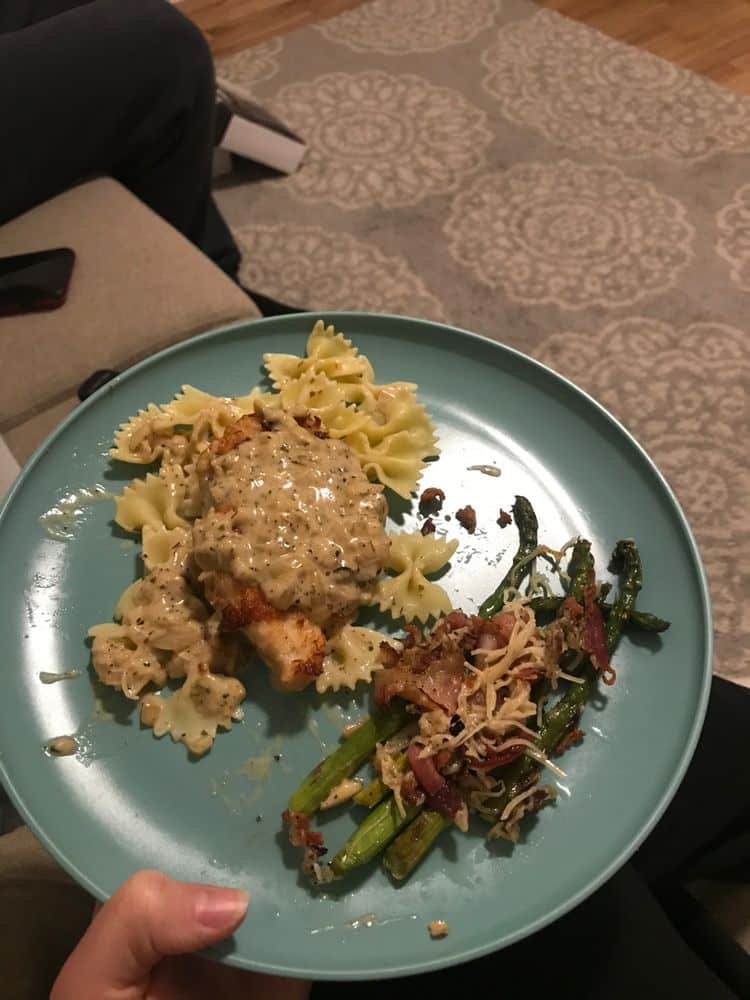 LEMON CHICKEN SCALLOPINI WITH LEMON GARLIC CREAM SAUCE