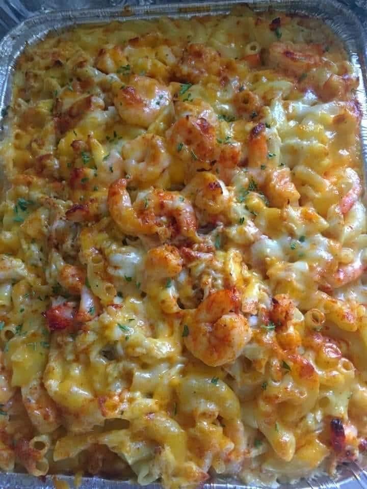 Lobster, Crab and Shrimp Macaroni and Cheese