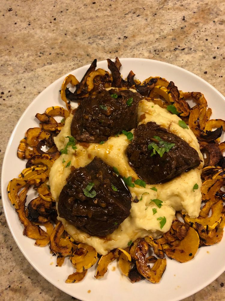 Red Wine Braised Short Ribs in Dutch Oven