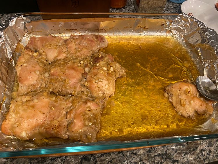 SPICY HONEY GARLIC CHICKEN THIGHS