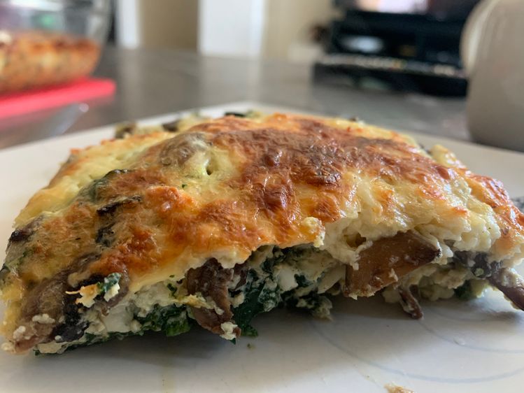 SPINACH MUSHROOM AND FETA CRUSTLESS QUICHE