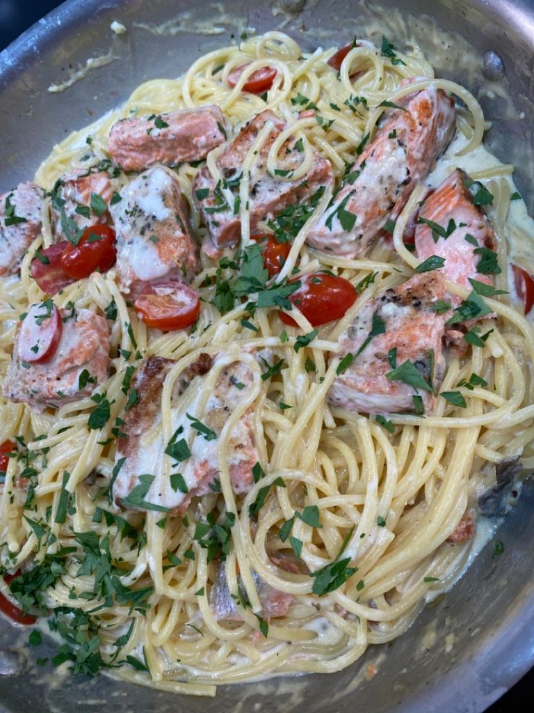 Salmon Pasta with a Creamy Garlic Sauce