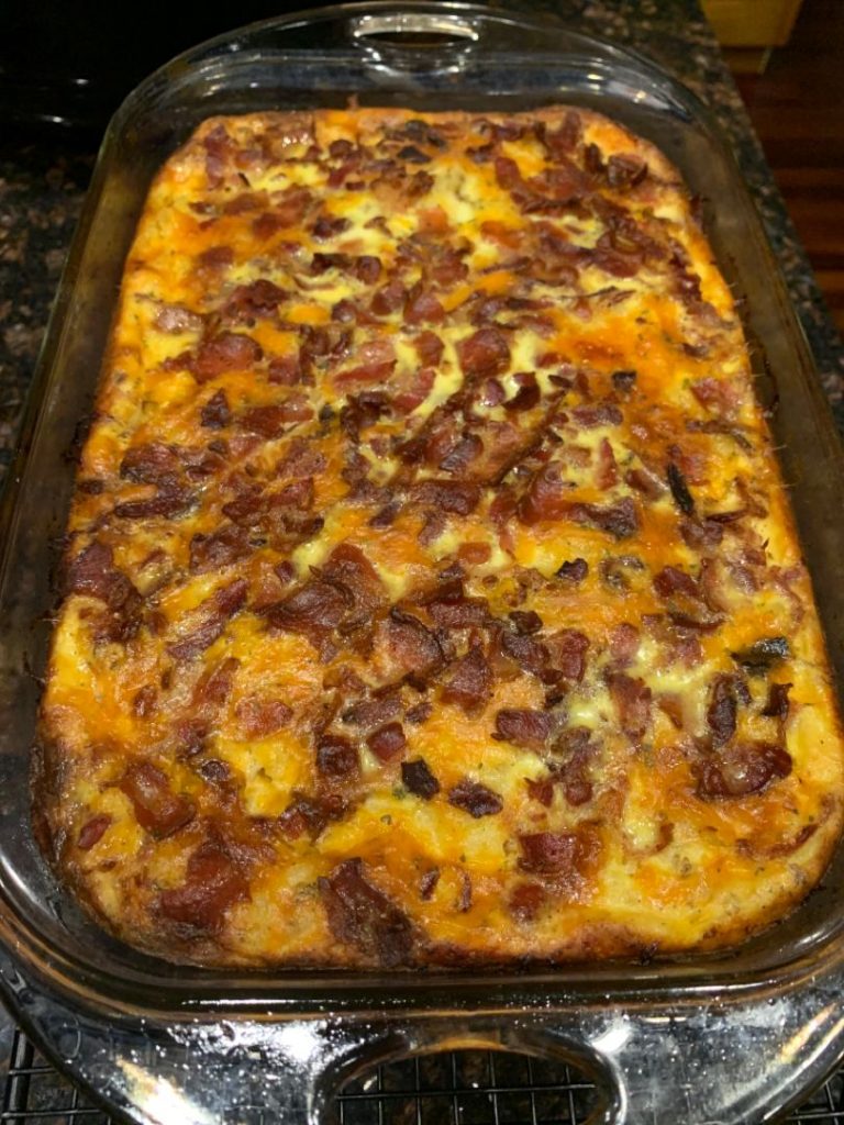 CRACKED-OUT HASH BROWN BREAKFAST CASSEROLE