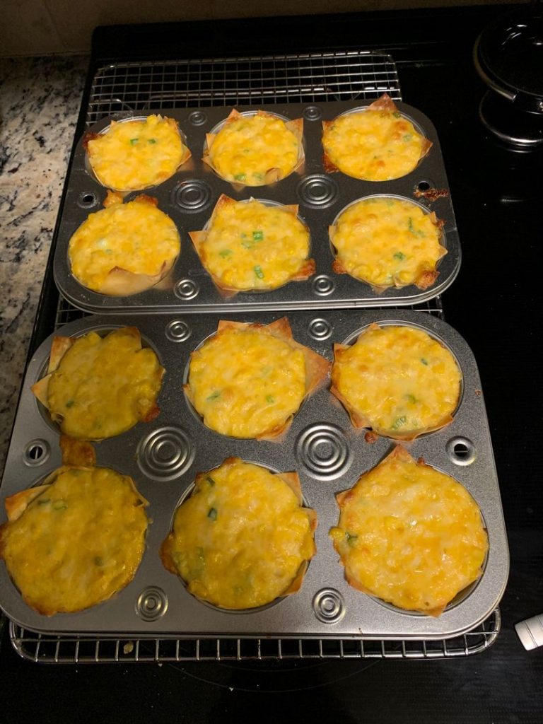 Hot Corn Dip Wonton Appetizers