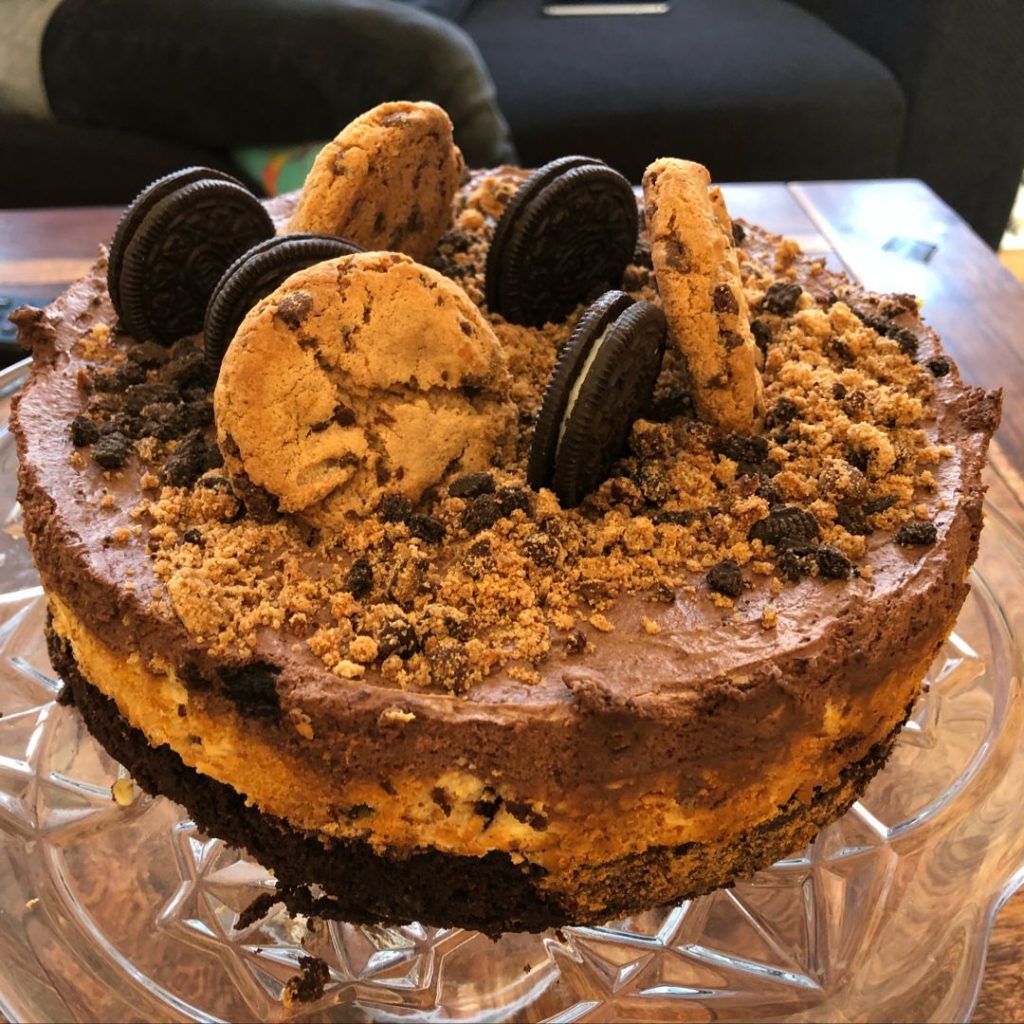 Oreo Brookie Cheesecake