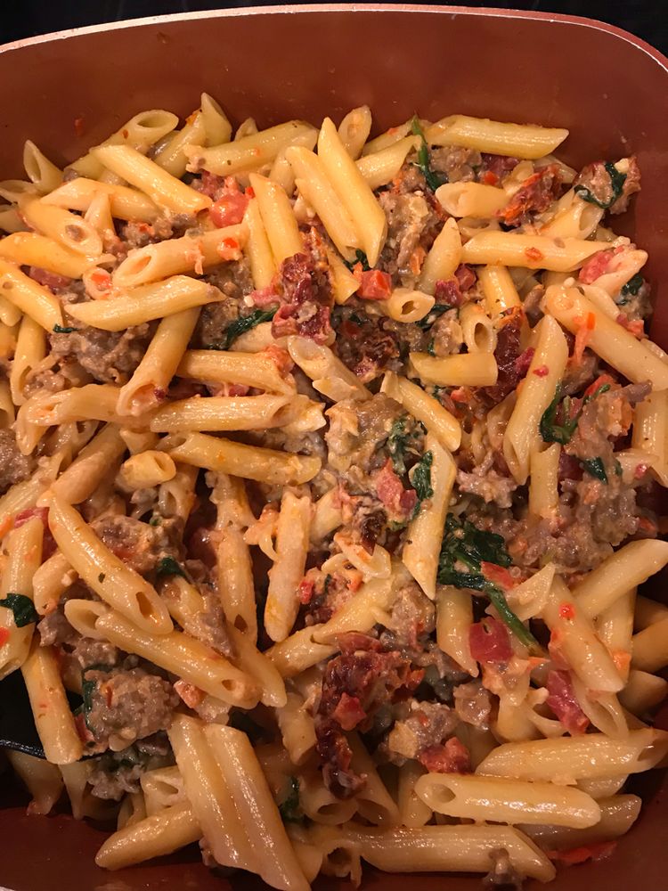 Creamy Italian Sausage and Tomato Pasta