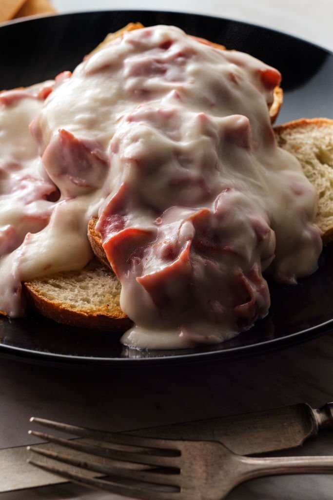 Creamed Chipped Beef On Toast Is a Forgotten Classic