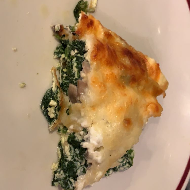 SPINACH MUSHROOM AND FETA CRUSTLESS QUICHE