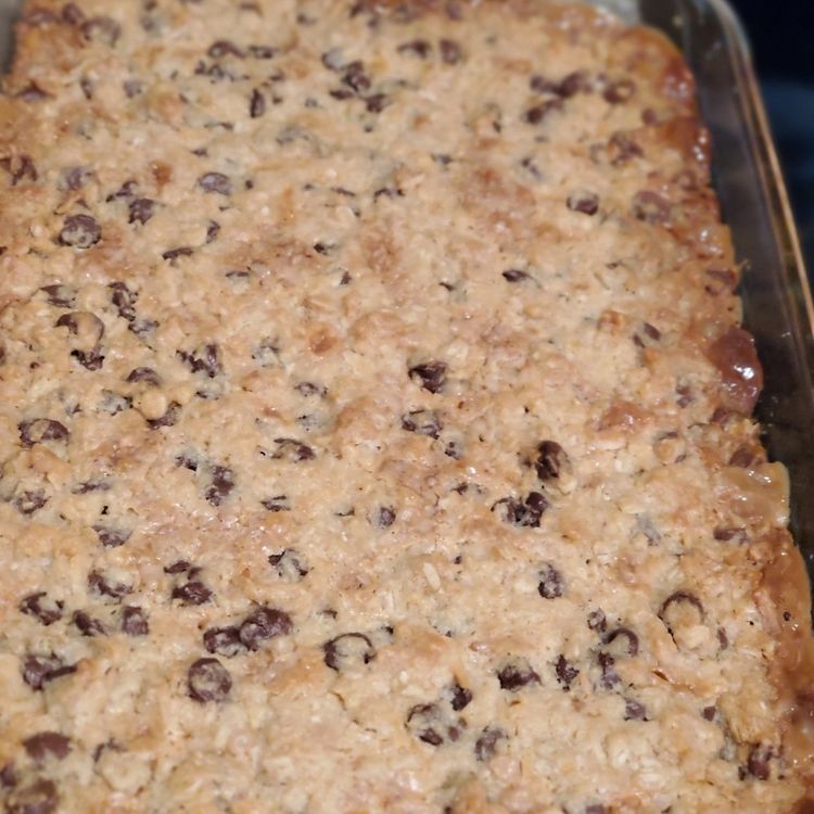 Coconut Toffee Chocolate Chip Cookie Bars