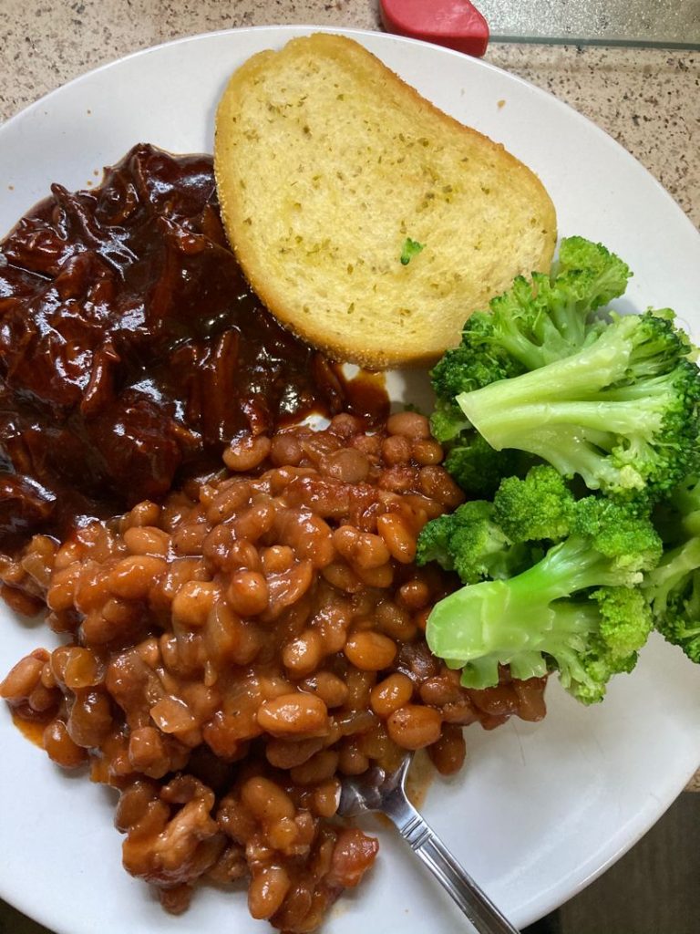 BROWN SUGAR AND BACON BAKED BEANS