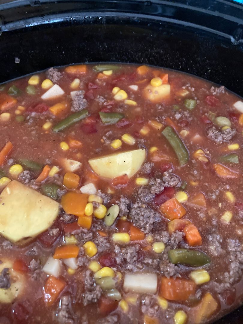 HEARTY CROCKPOT COWBOY SOUP