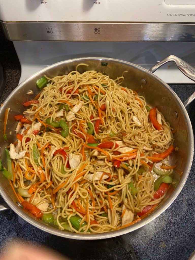CHICKEN CHOW MEIN WITH THE BEST CHOW MEIN SAUCE